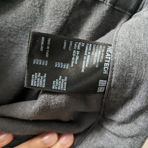 Uniqlo heattech pants - Picture 3 of 3